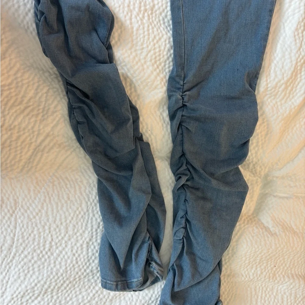 Akira Women's Blue Denim Jeans
